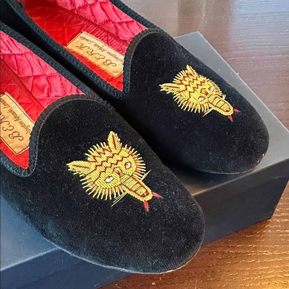 Stubbs & Wootton Black Velvet Loafers with Gold Embroidery - Picture 2 of 8